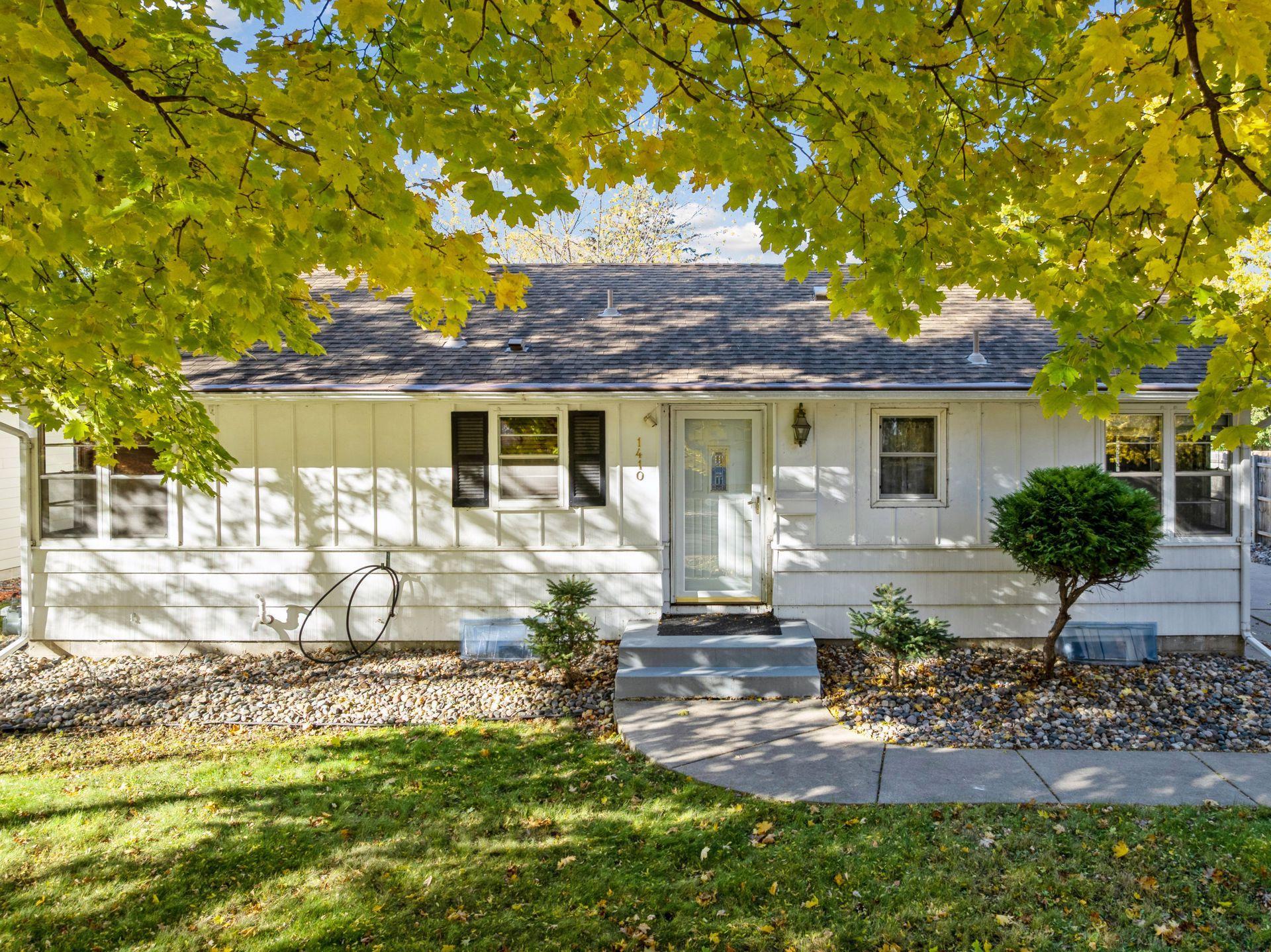 Photo of 1410 Hillsboro Avenue S, Saint Louis Park, MN 55426