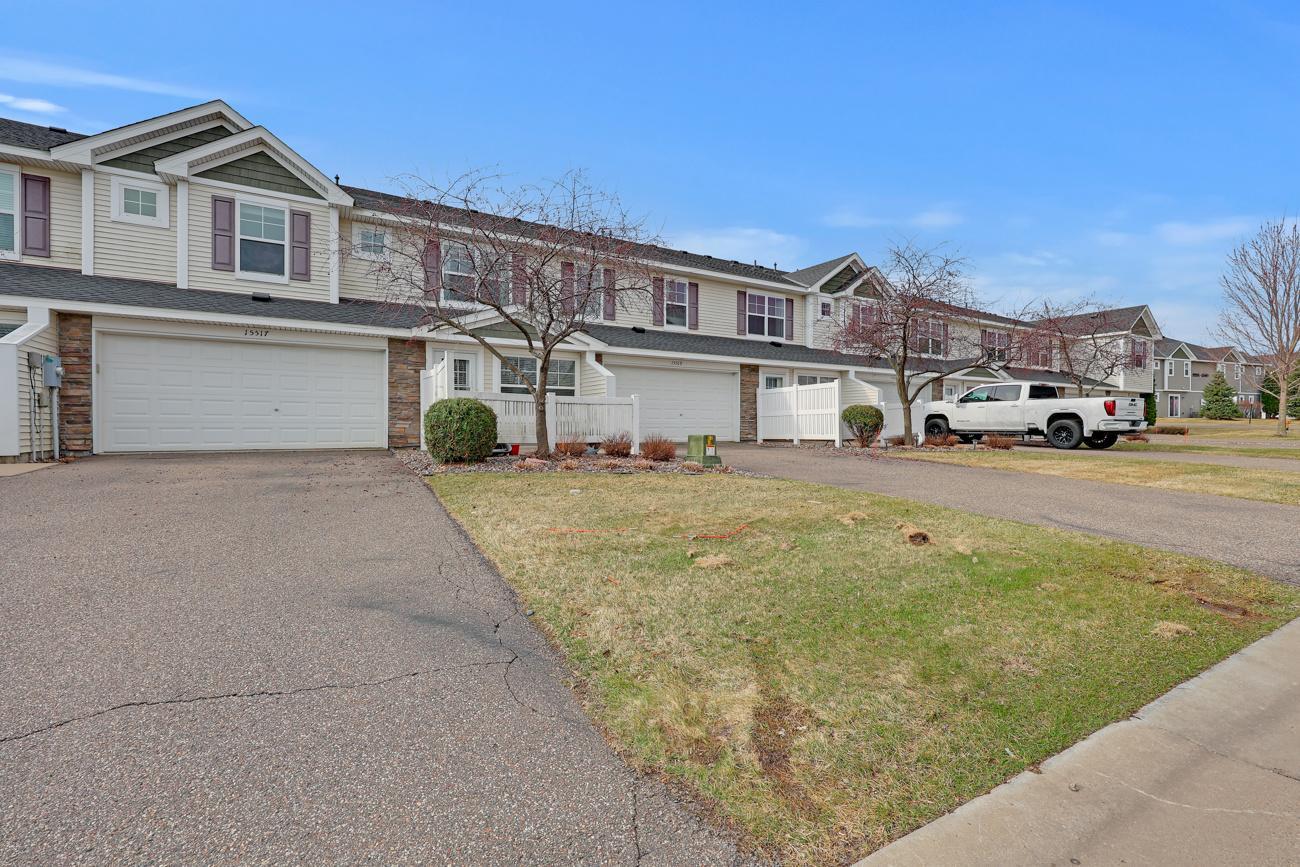 Photo of 15519 60th Avenue N, Plymouth, MN 55446