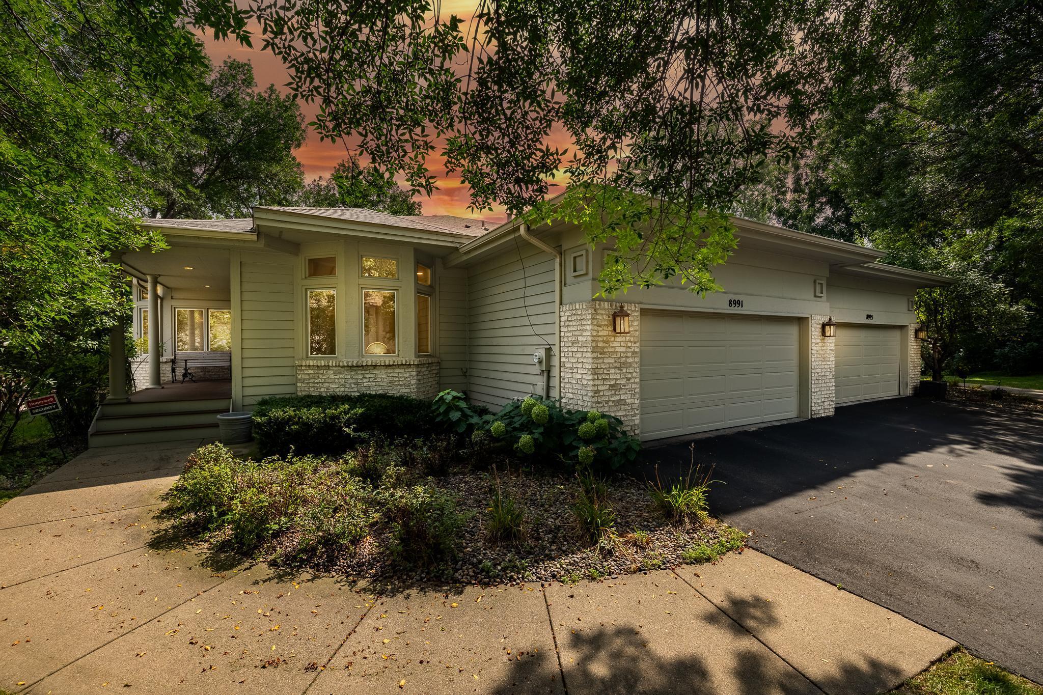 Photo of 8991 Ferndale Lane, Eden Prairie, MN 55347