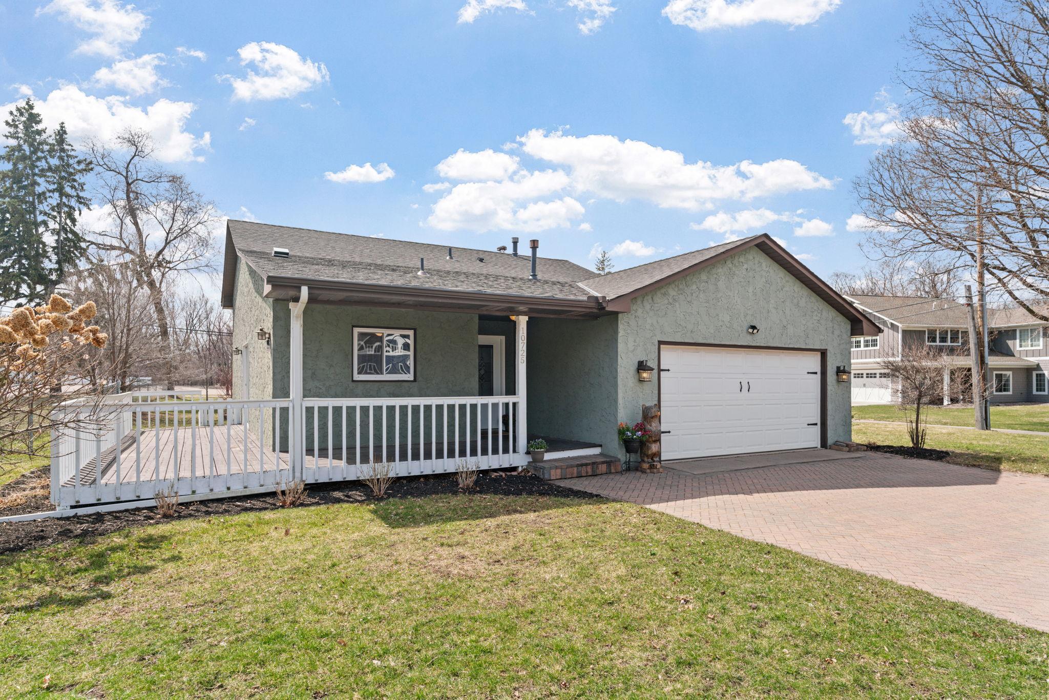 Photo of 10725 15th Avenue N, Plymouth, MN 55441