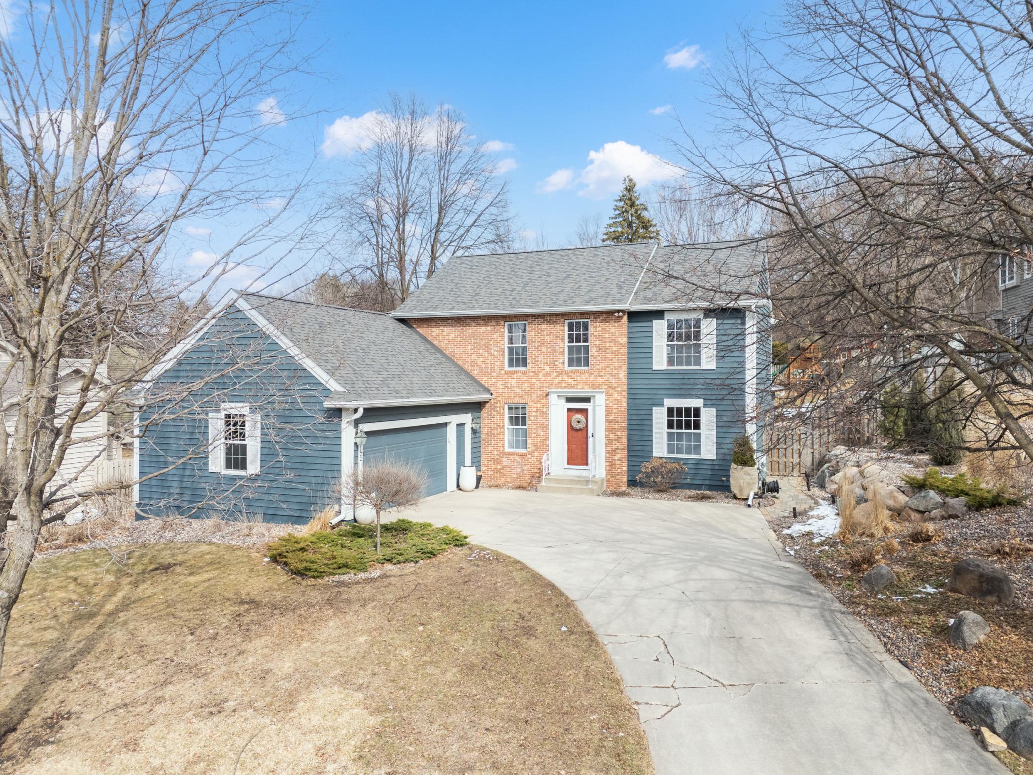 Photo of 1122 Foxcroft Lane SW, Rochester, MN 55902