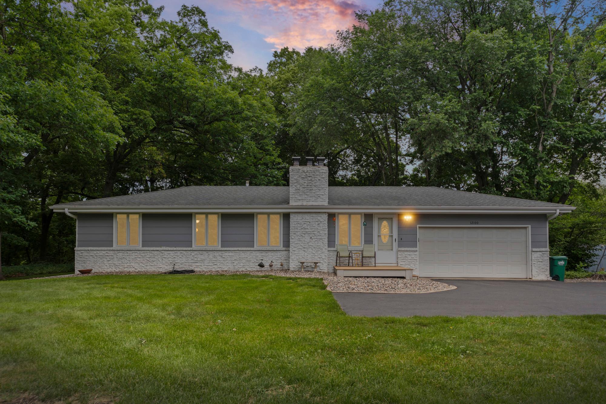 Photo of 12100 Highway 55, Plymouth, MN 55441