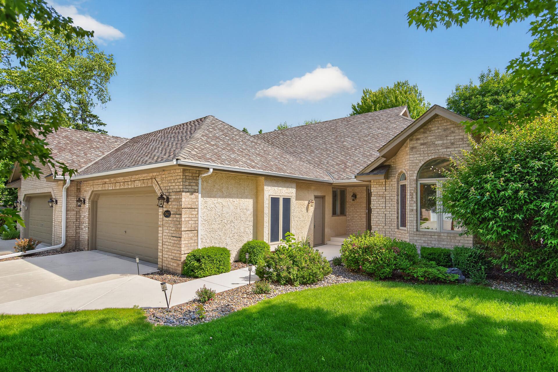 Photo of 10417 Fawns Way, Eden Prairie, MN 55347