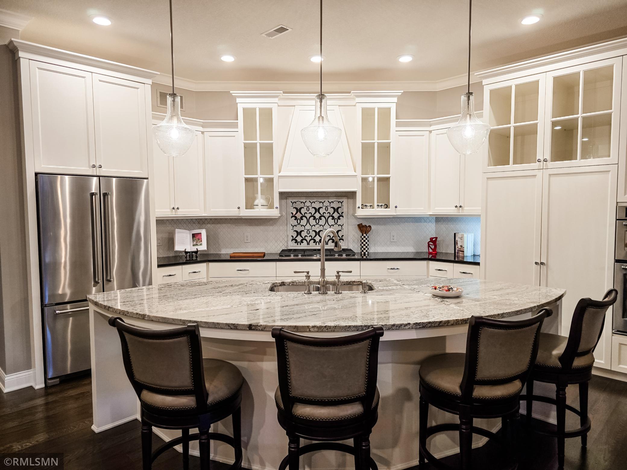 Photo of 5014 Dale Ridge Road, Woodbury, MN 55129