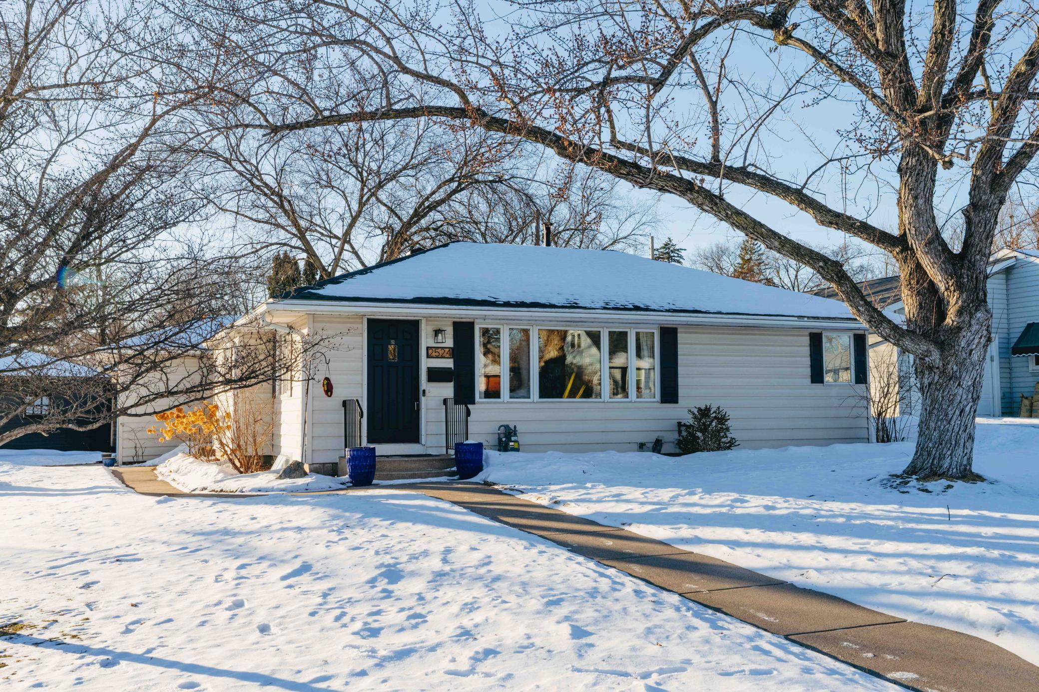 Photo of 2524 Boone Avenue S, Saint Louis Park, MN 55426