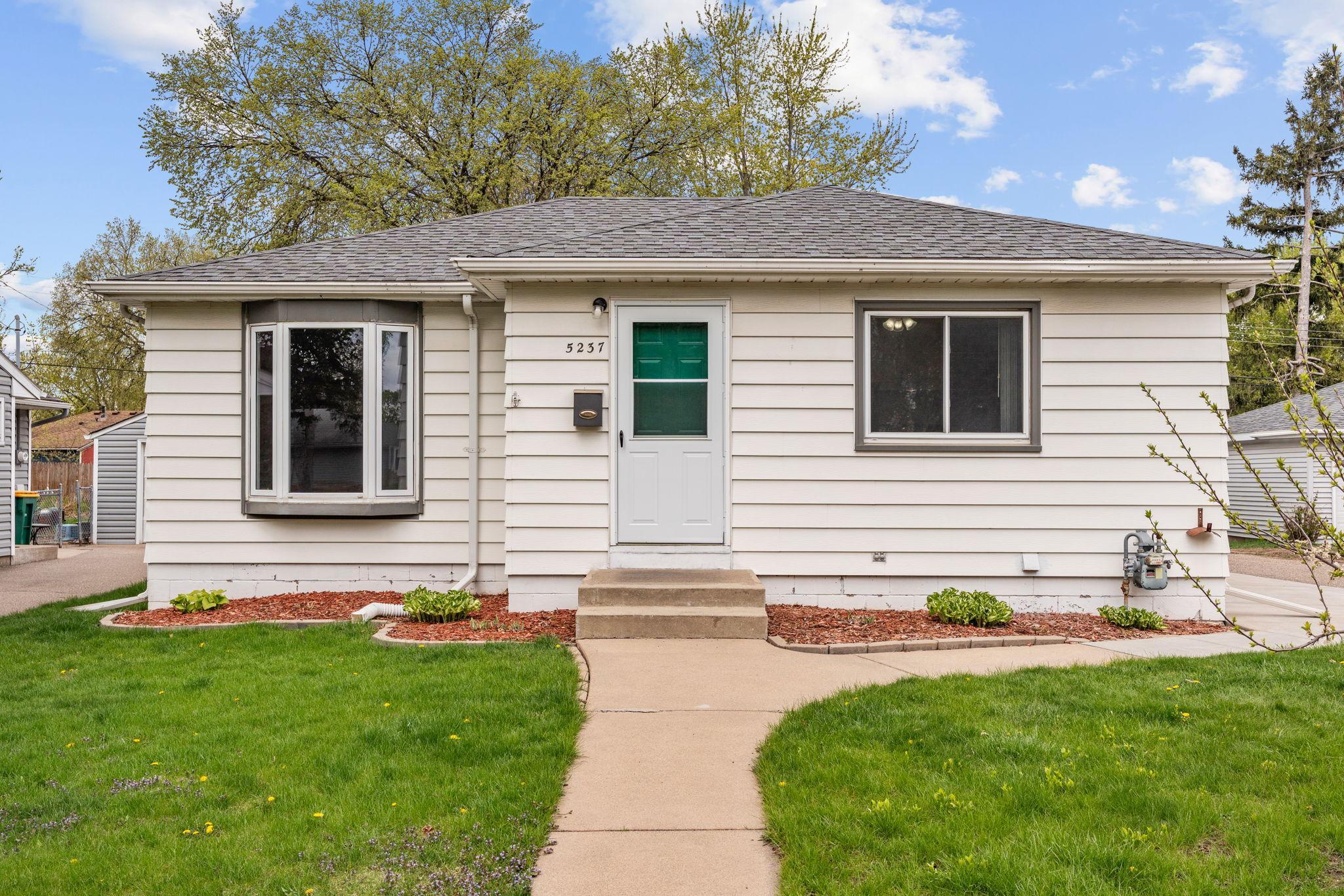 Photo of 5237 Jersey Avenue N, Crystal, MN 55428