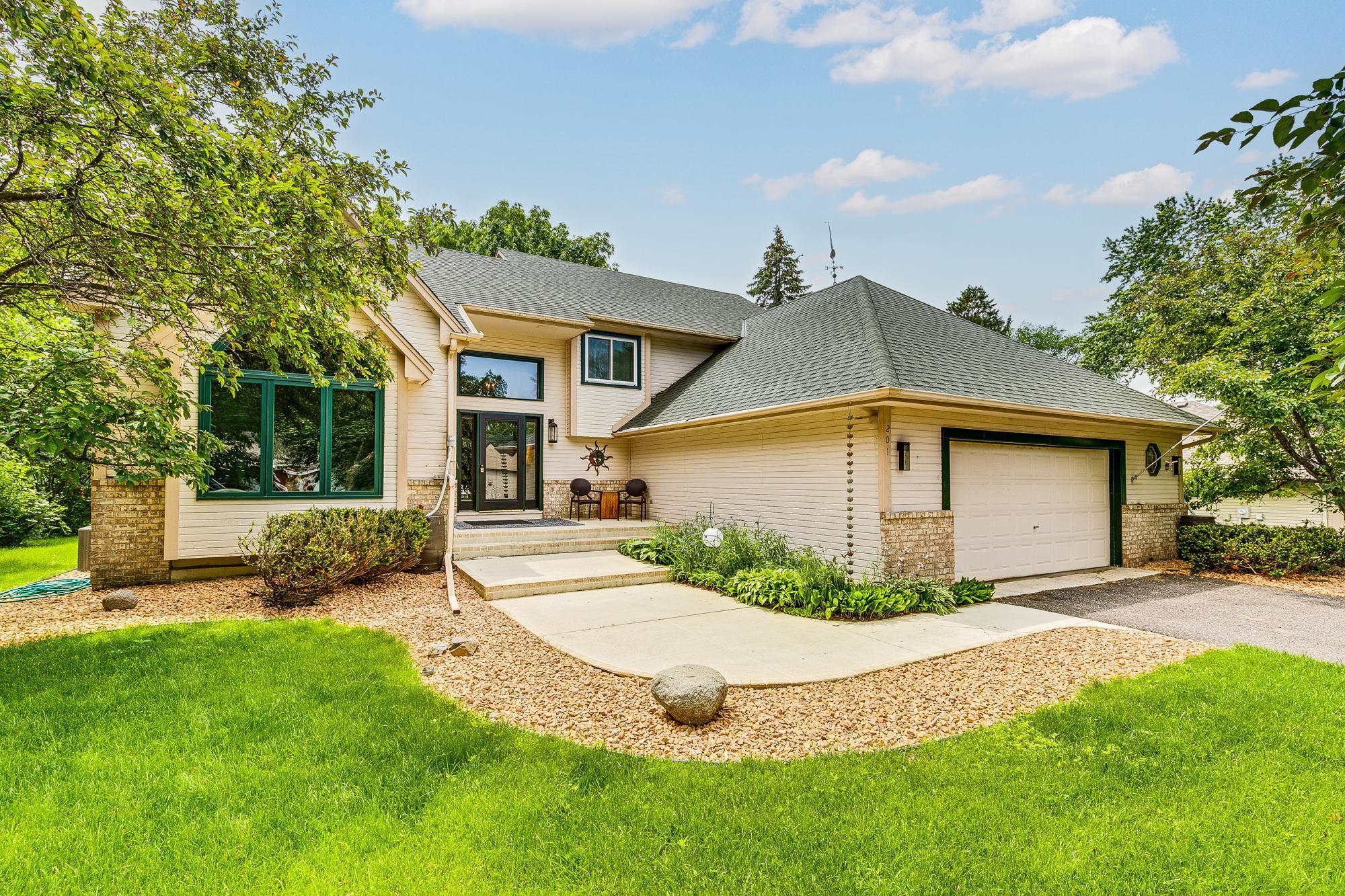 Photo of 201 75th Avenue N, Brooklyn Park, MN 55444