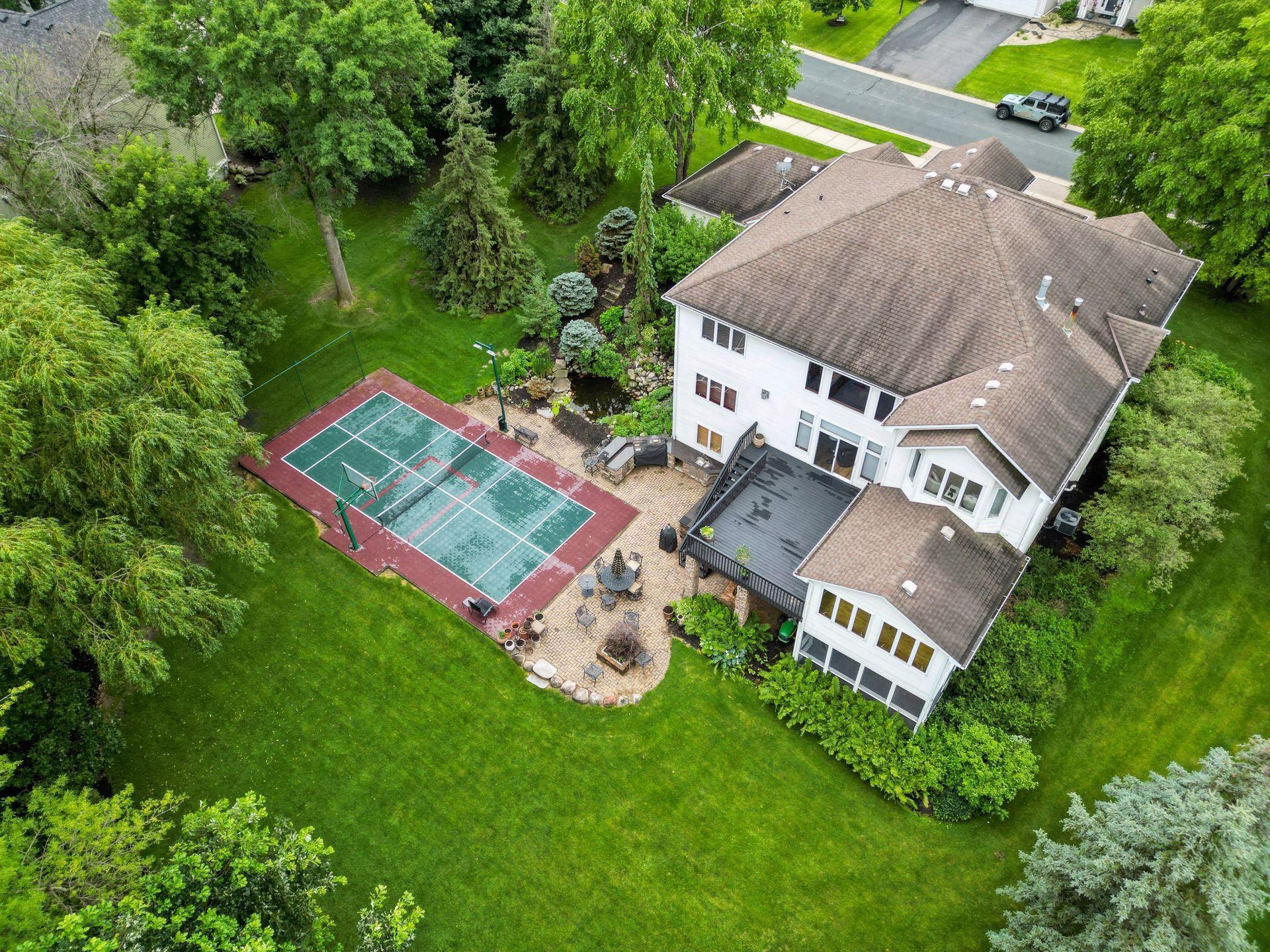 Photo of 17558 George Moran Drive, Eden Prairie, MN 55347