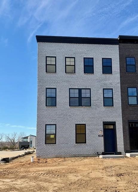 Photo of 909 Mount Curve Boulevard, Saint Paul, MN 55116