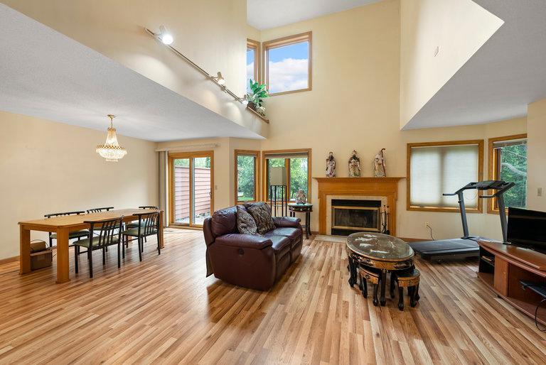 Photo of 10695 53rd Avenue N, Plymouth, MN 55442