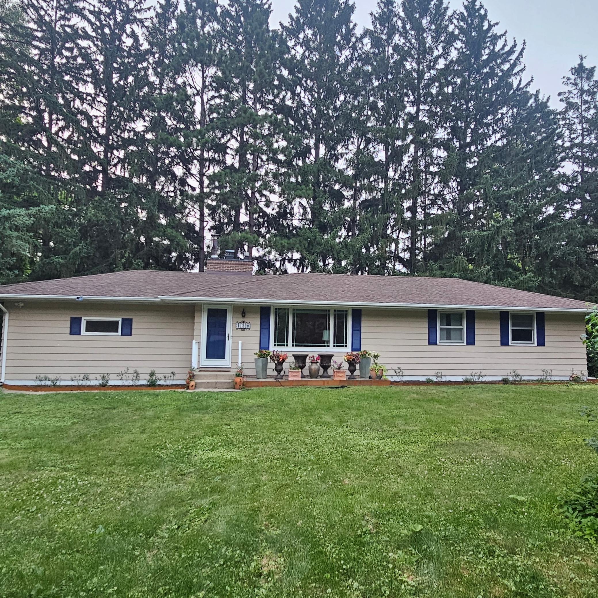 Photo of 11220 Ridgemount Avenue W, Plymouth, MN 55441