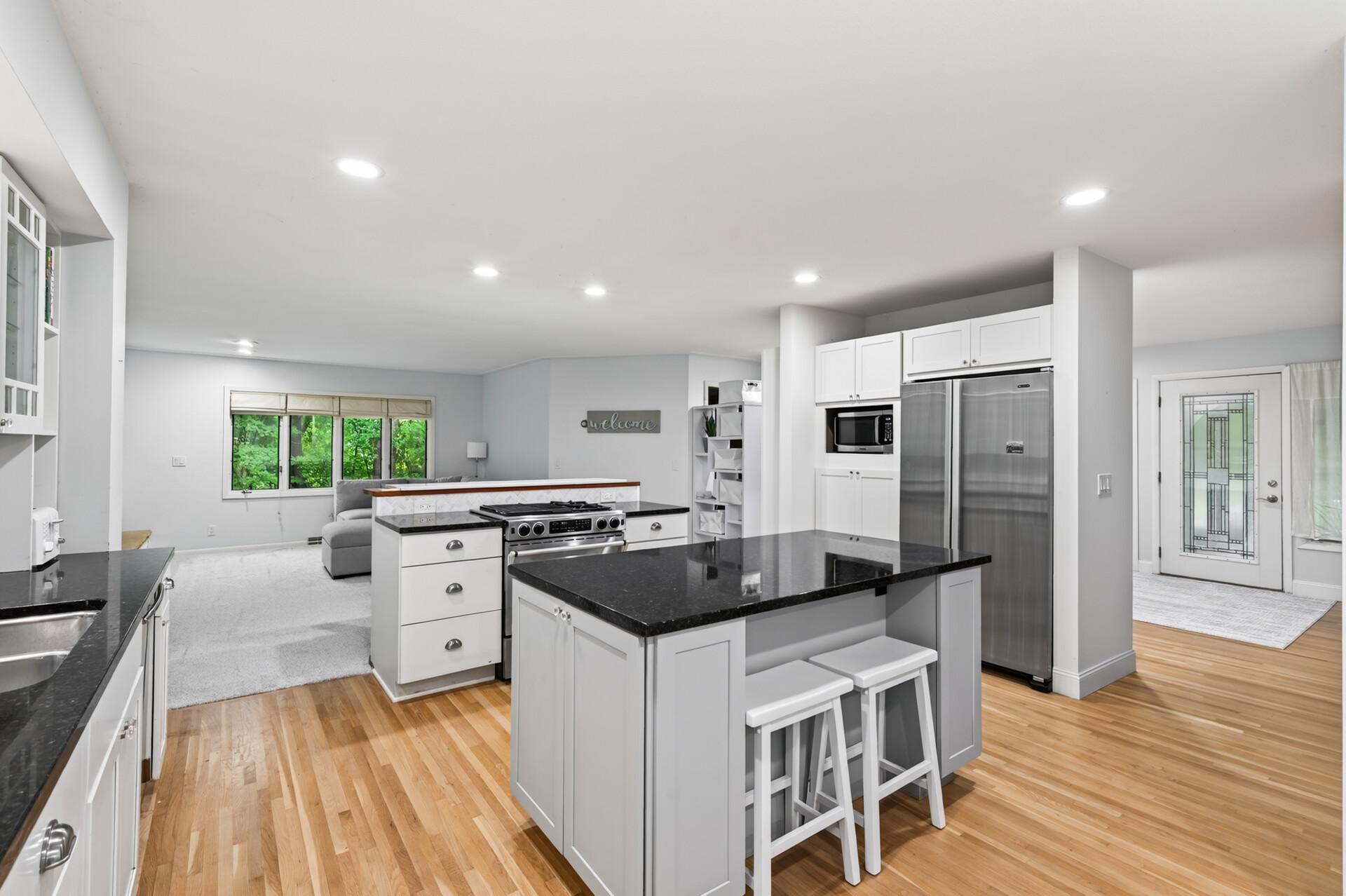 Photo of 12515 Sunset Trail N, Plymouth, MN 55441