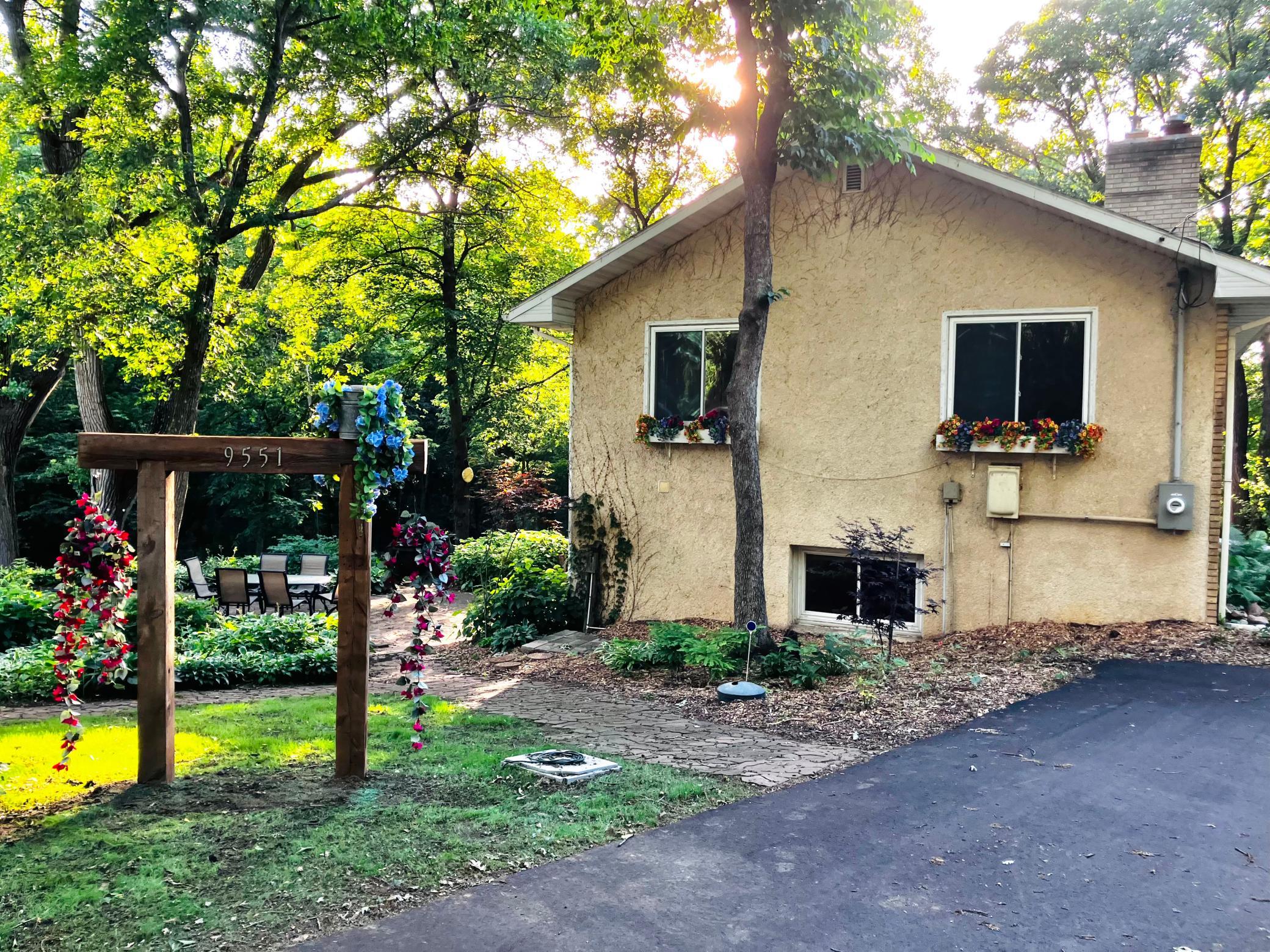 Photo of 9551 Riverview Road, Eden Prairie, MN 55347