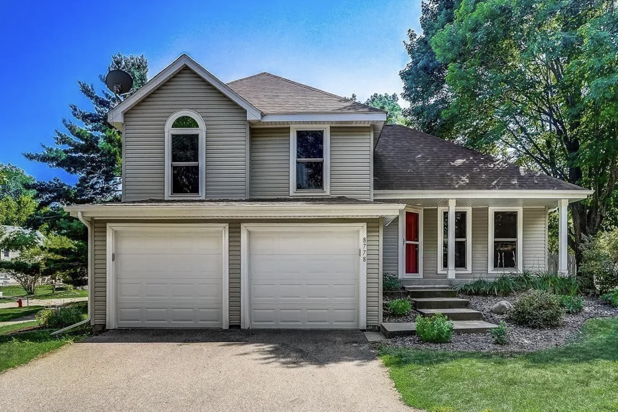 Photo of 8778 Hawthorne Drive, Eden Prairie, MN 55347