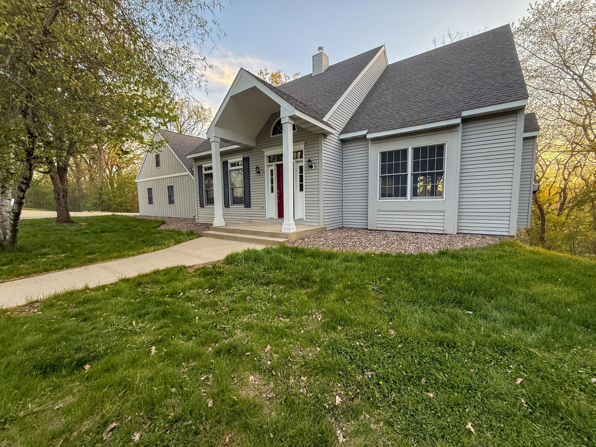 Photo of 3351 County Road 7 NE, Dover, MN 55929