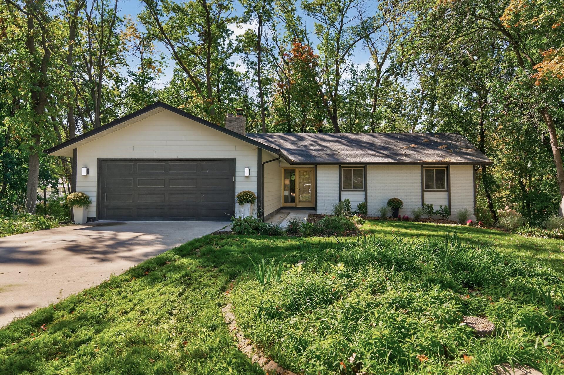 Photo of 3225 Wellington Lane N, Plymouth, MN 55441