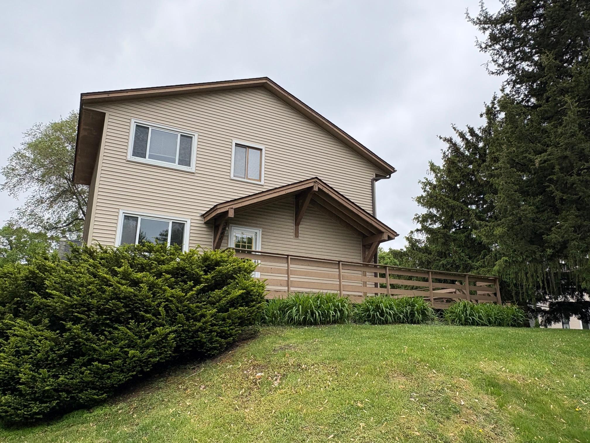 Photo of 3441 Pilgrim Lane N, Plymouth, MN 55441