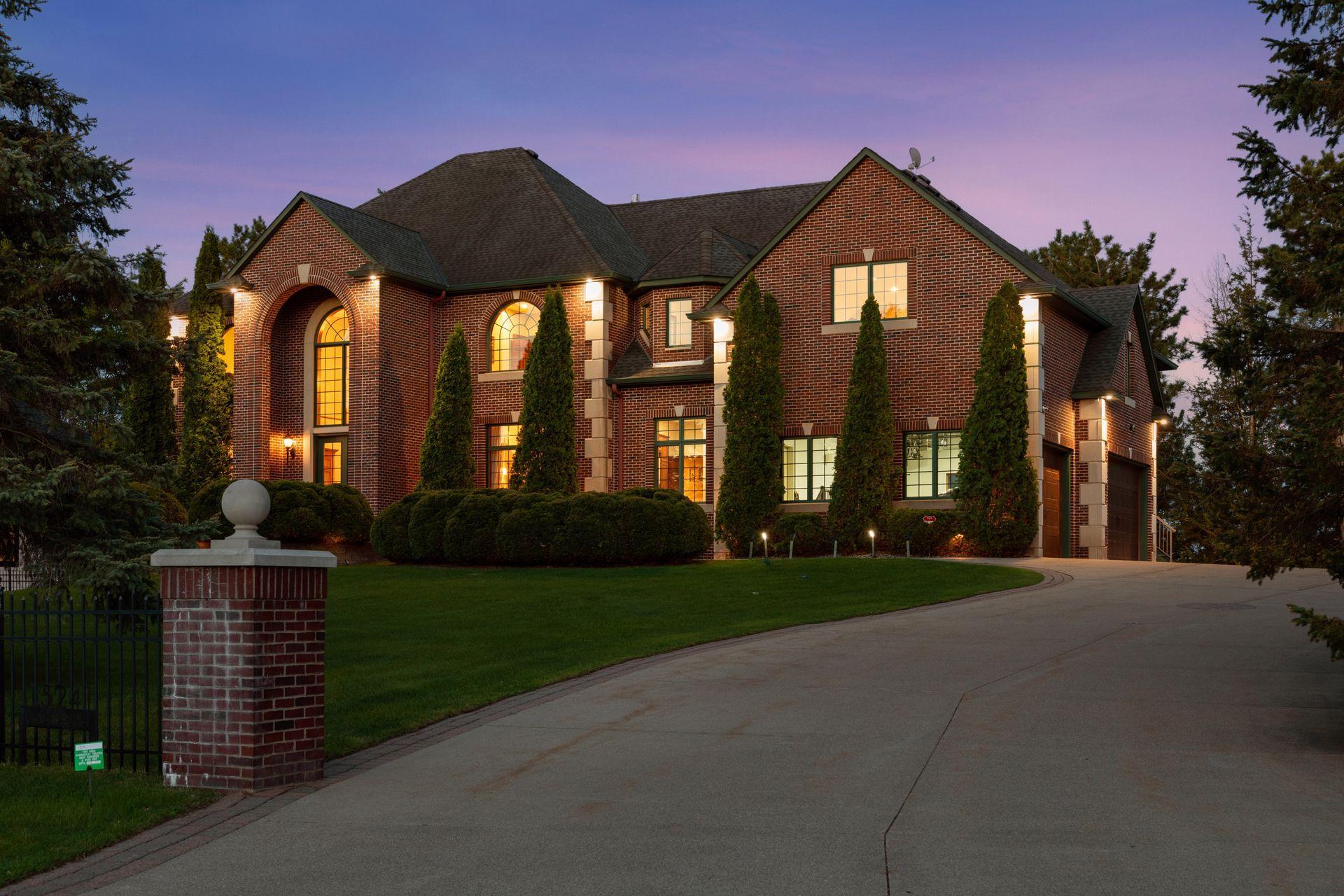 NST7054443