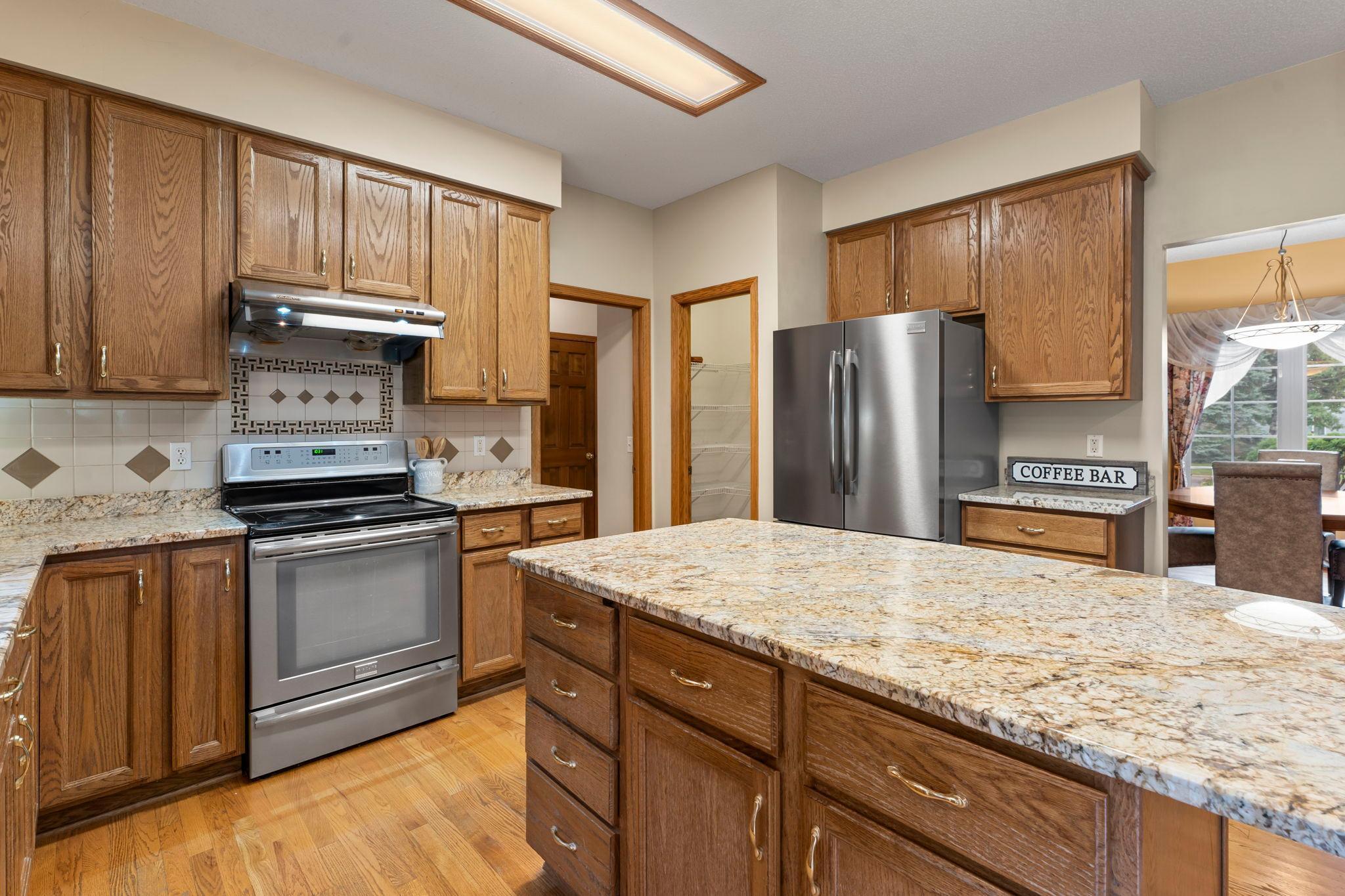 Photo of 13947 Fleetwood Avenue, Apple Valley, MN 55124