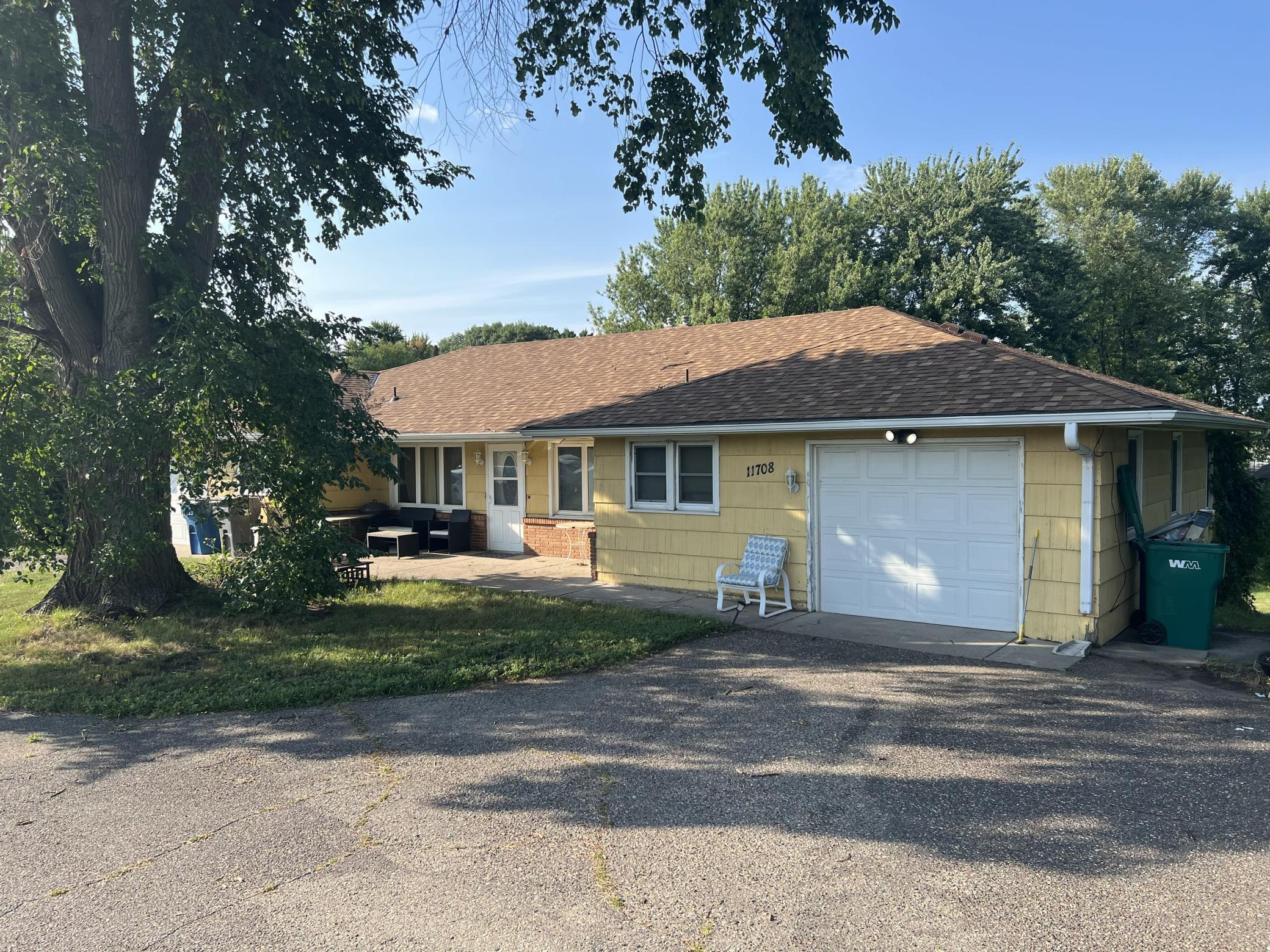 Photo of 11708 Highway 55, Plymouth, MN 55441