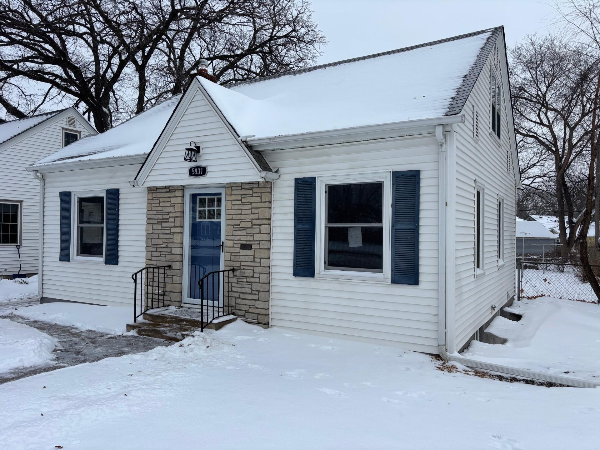 Photo of 5831 W Lake Street, Saint Louis Park, MN 55416