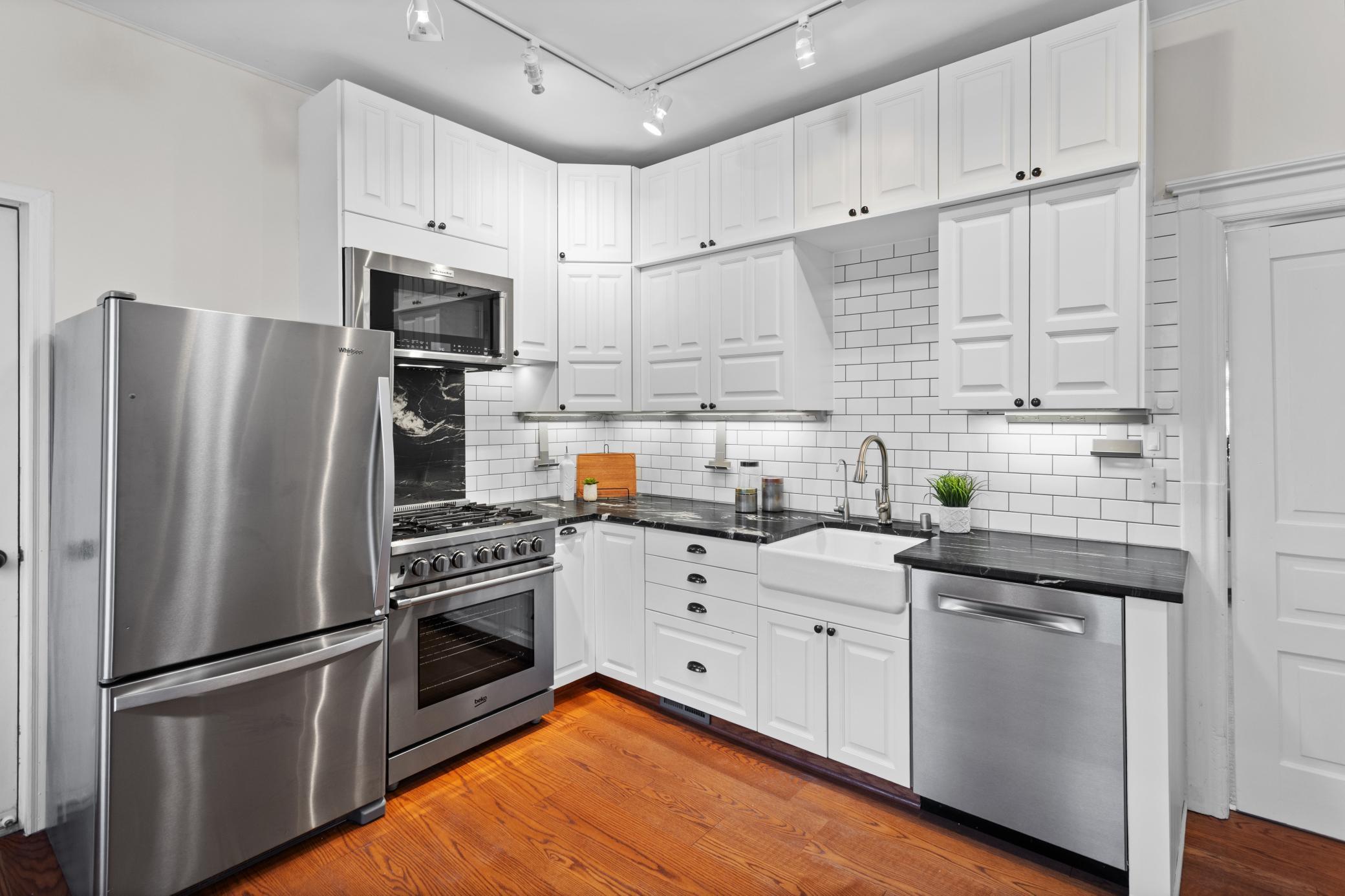 Photo of 6016 Oxford Street, Saint Louis Park, MN 55416