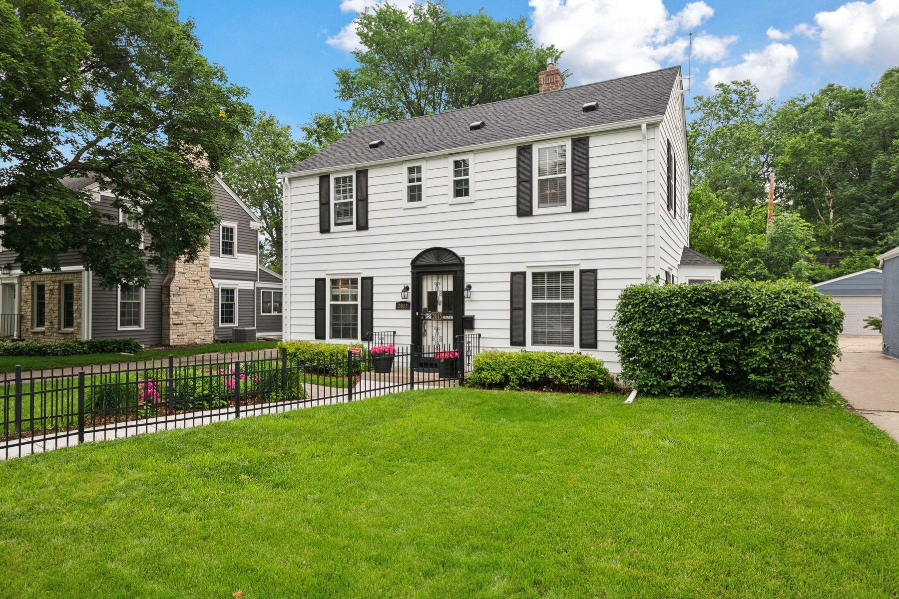 Photo of 2613 Inglewood Avenue S, Saint Louis Park, MN 55416