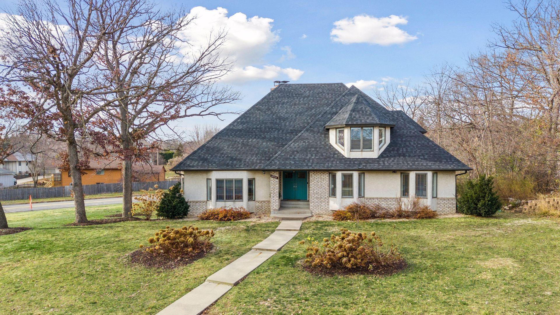 Photo of 4335 Kirkwood Lane N, Plymouth, MN 55442