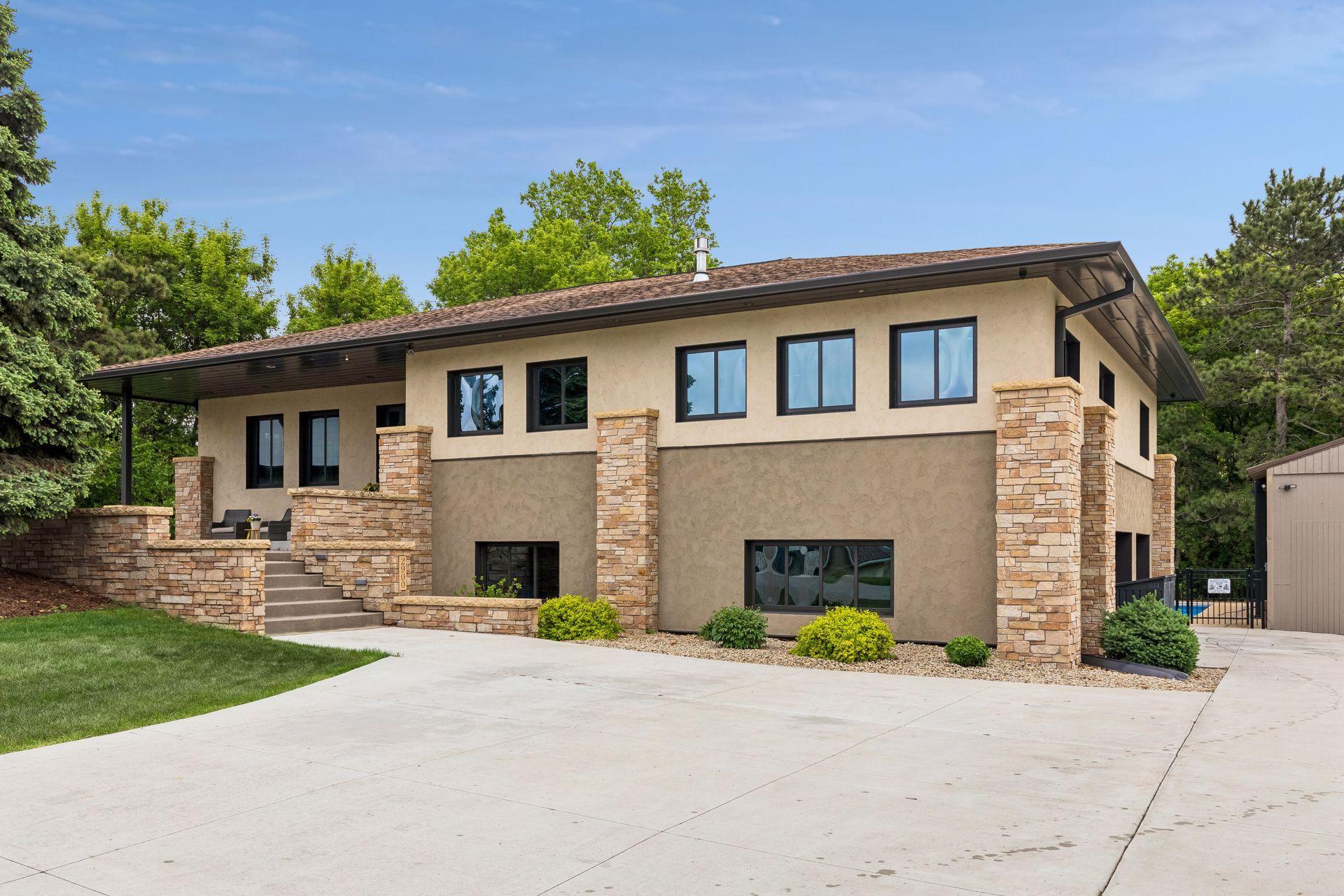 Photo of 2900 Skyline Drive, Eagan, MN 55121
