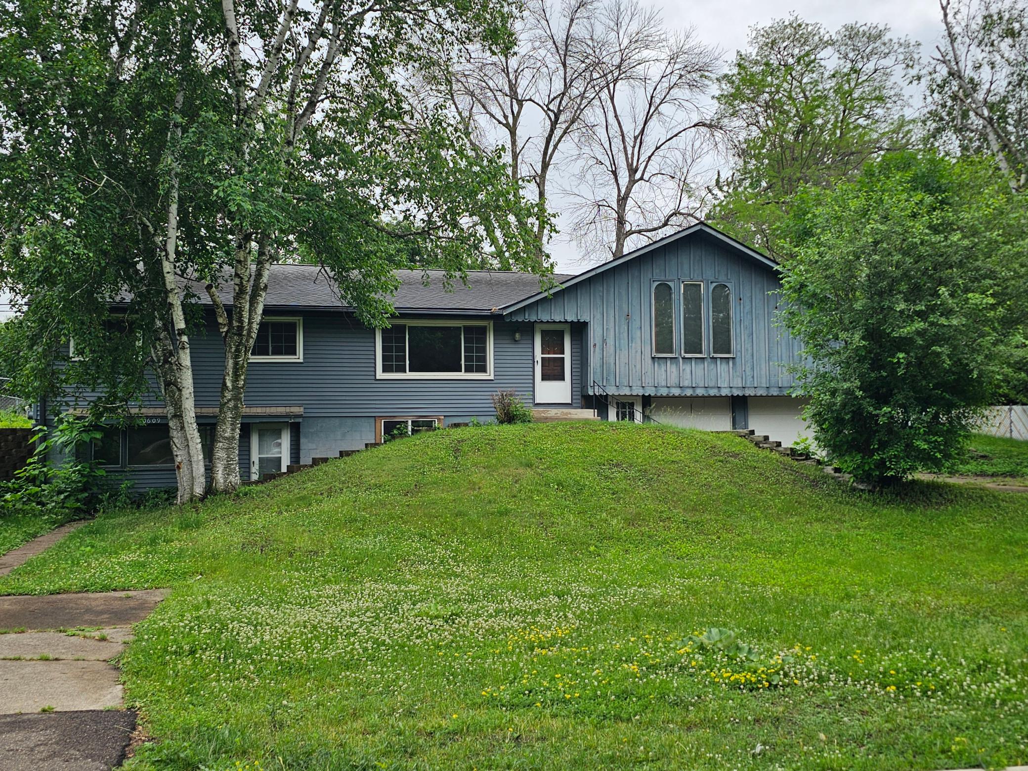 Photo of 10609 32nd Avenue N, Plymouth, MN 55441