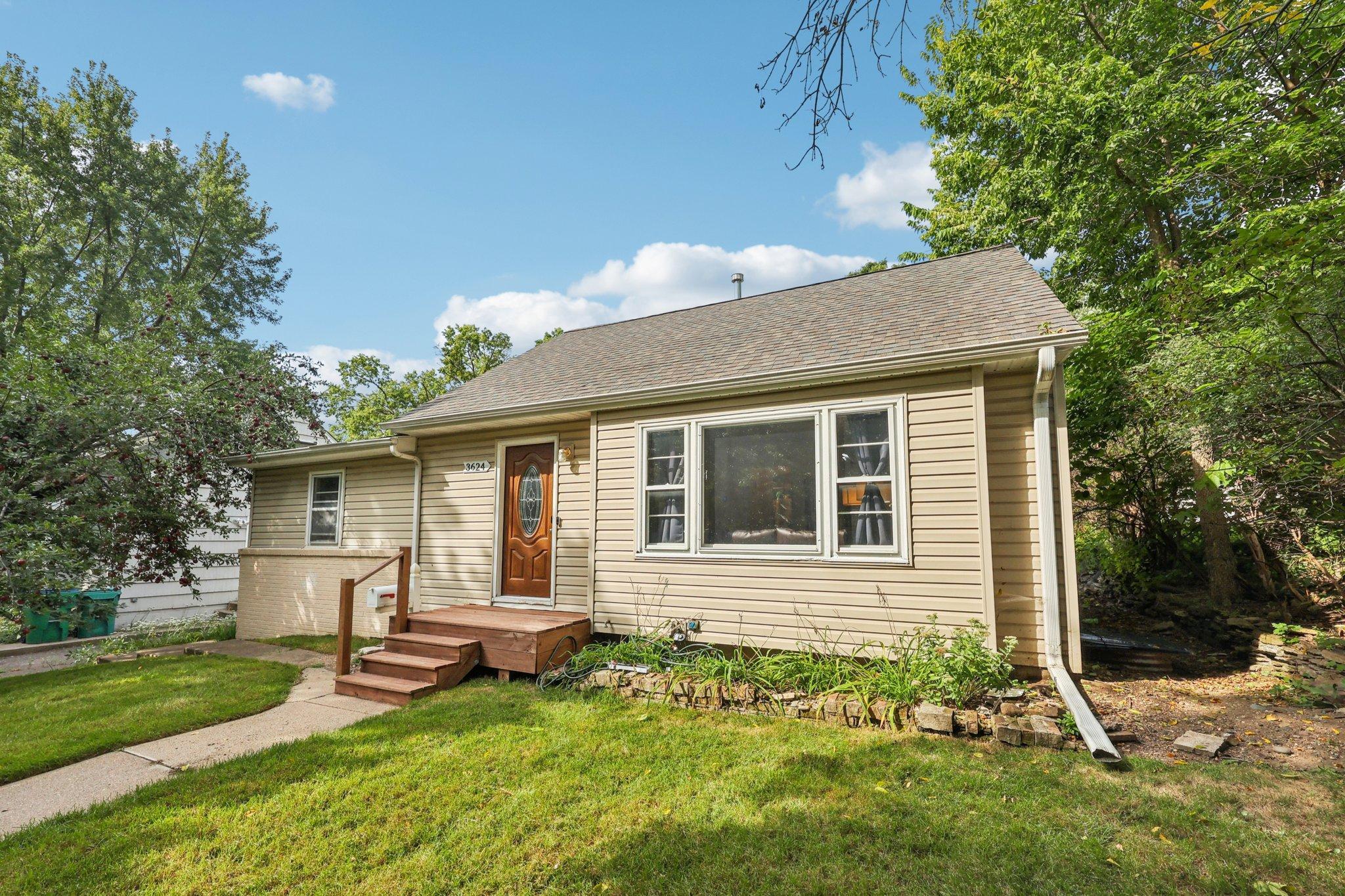 Photo of 3624 Pennsylvania Avenue S, Saint Louis Park, MN 55426