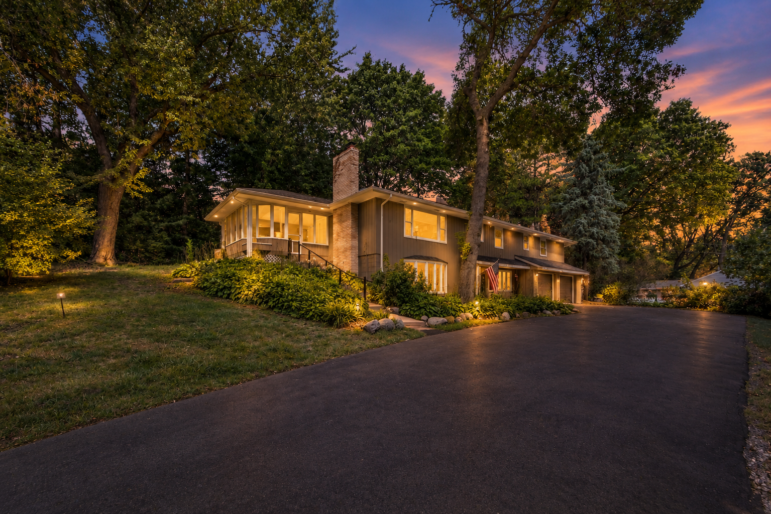 Photo of 18030 20th Avenue N, Plymouth, MN 55447