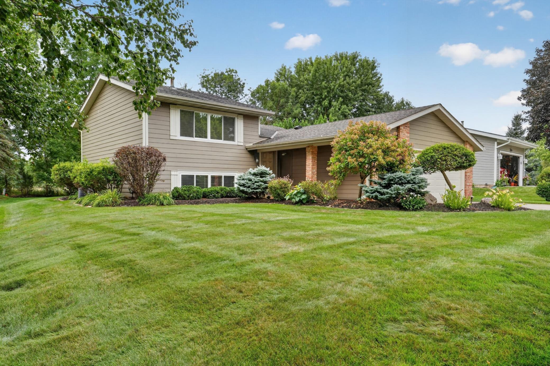 Photo of 8412 Hiawatha Avenue, Eden Prairie, MN 55347