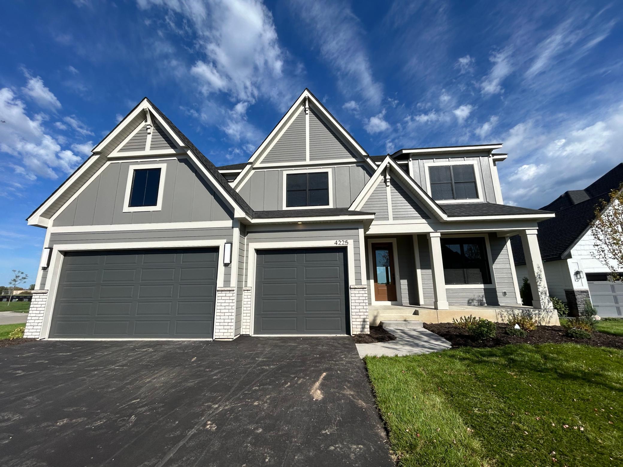Photo of 4225 Arbor Bay, Woodbury, MN 55129