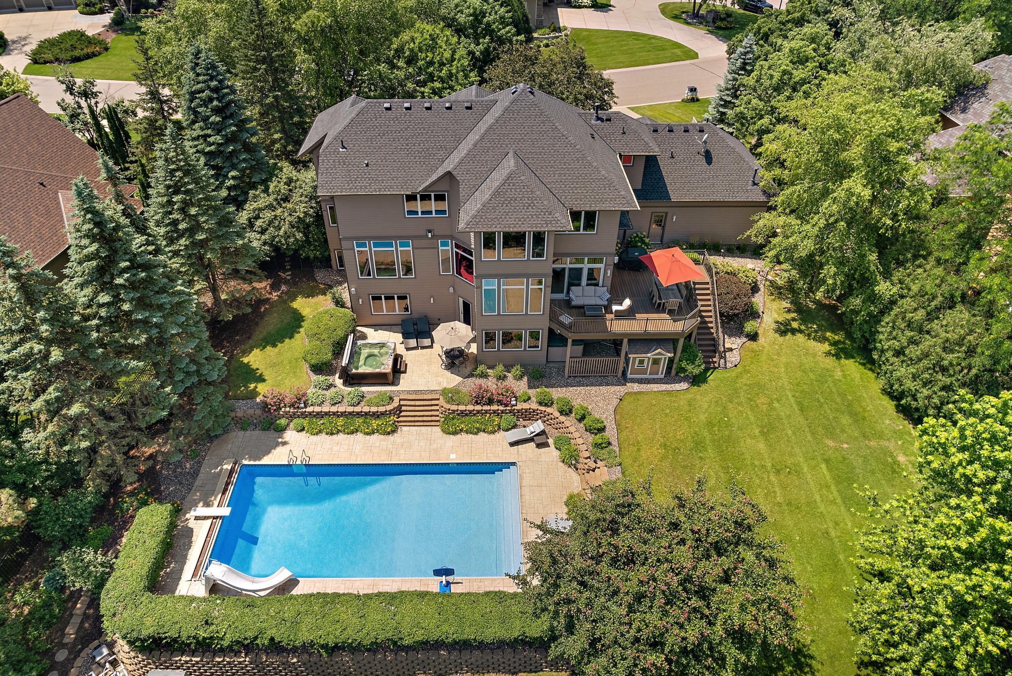 Photo of 3717 Fairway Point, Woodbury, MN 55125