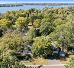 Photo of 9900 26th Avenue N, Plymouth, MN 55441