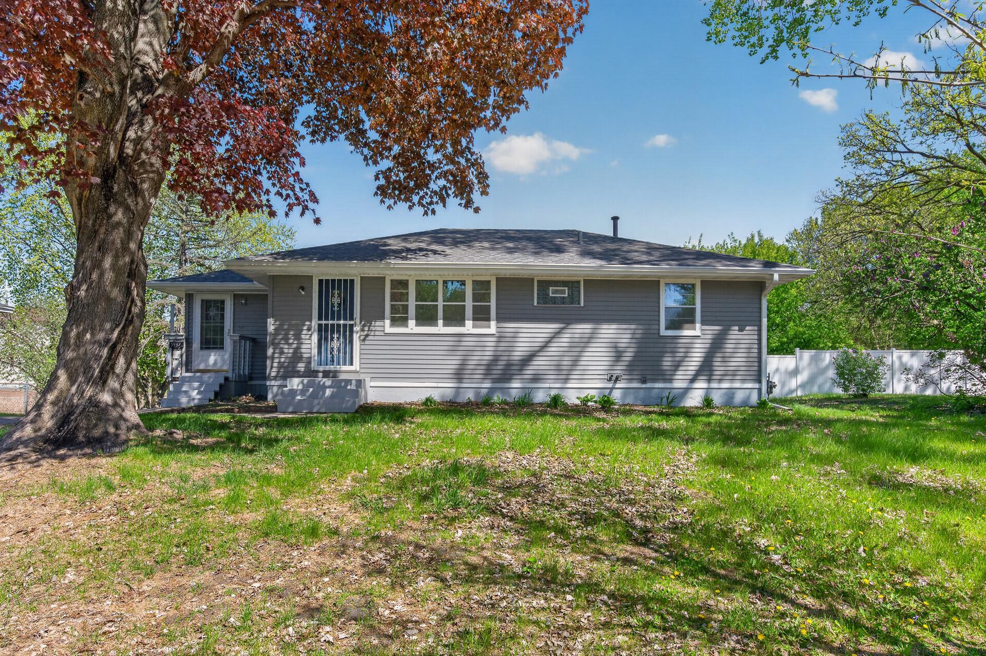 Photo of 5932 Perry Avenue N, Crystal, MN 55429