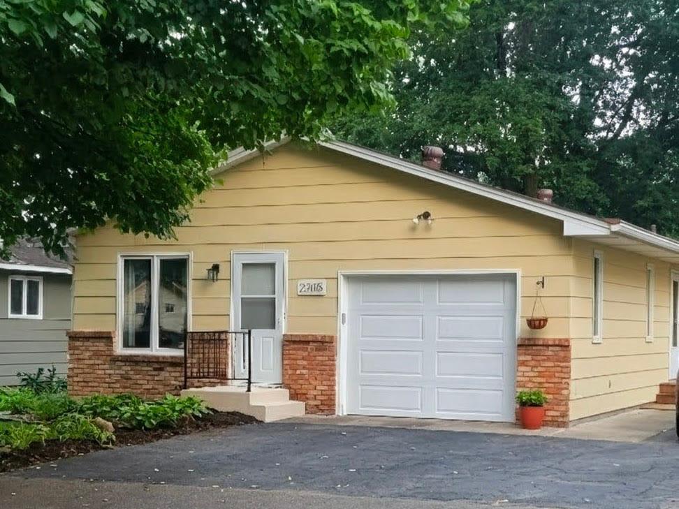 Photo of 2705 Larch Lane N, Plymouth, MN 55441