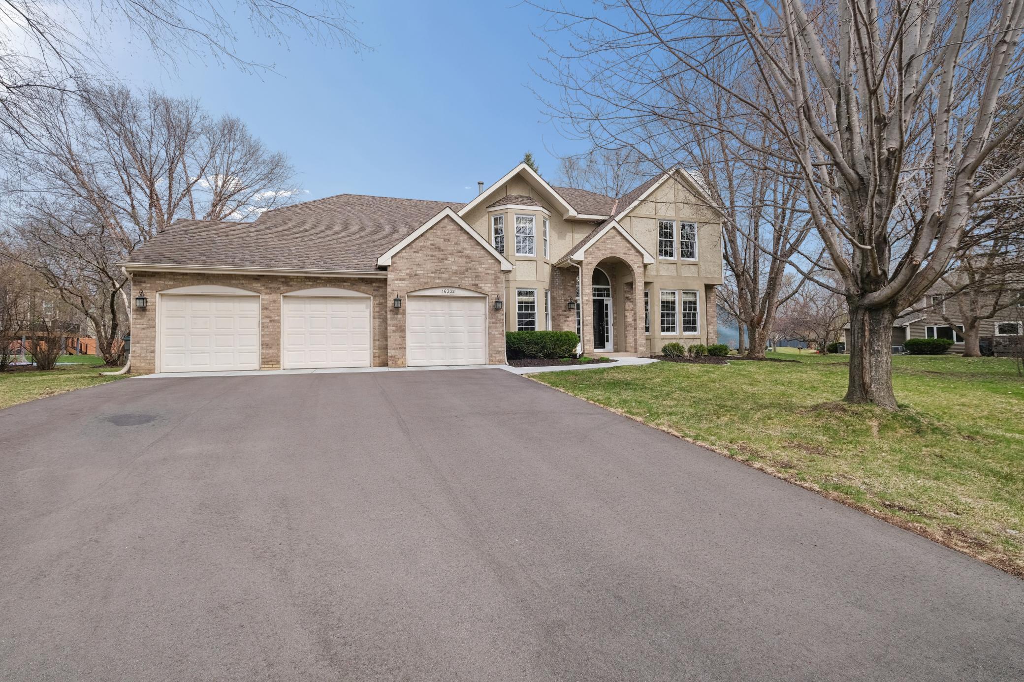 Photo of 16332 Mayfield Drive, Eden Prairie, MN 55347