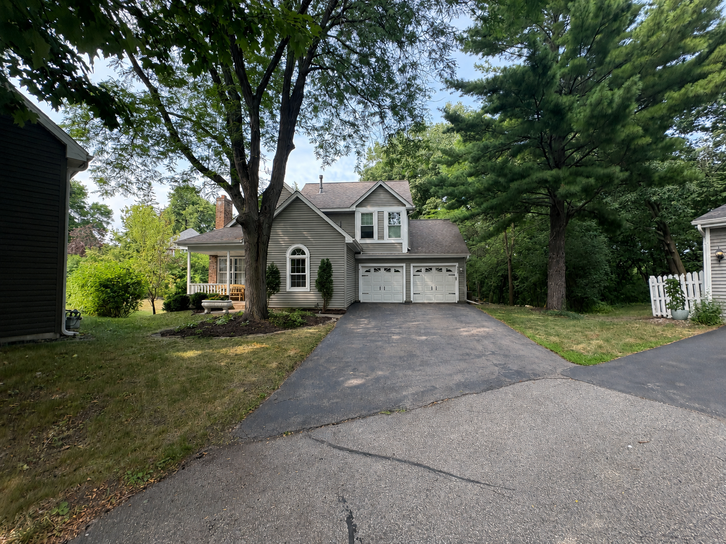 Photo of 8935 Pine Bluff Court, Eden Prairie, MN 55347