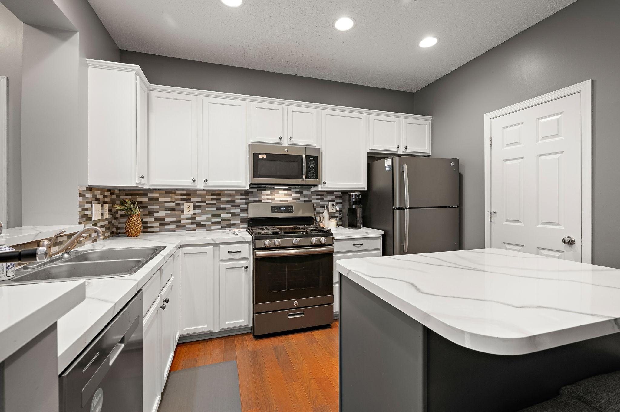 Photo of 13804 54th Avenue N, Plymouth, MN 55446