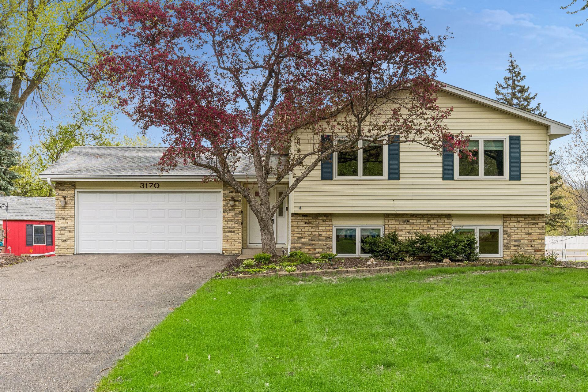 Photo of 3170 Queensland Lane N, Plymouth, MN 55447