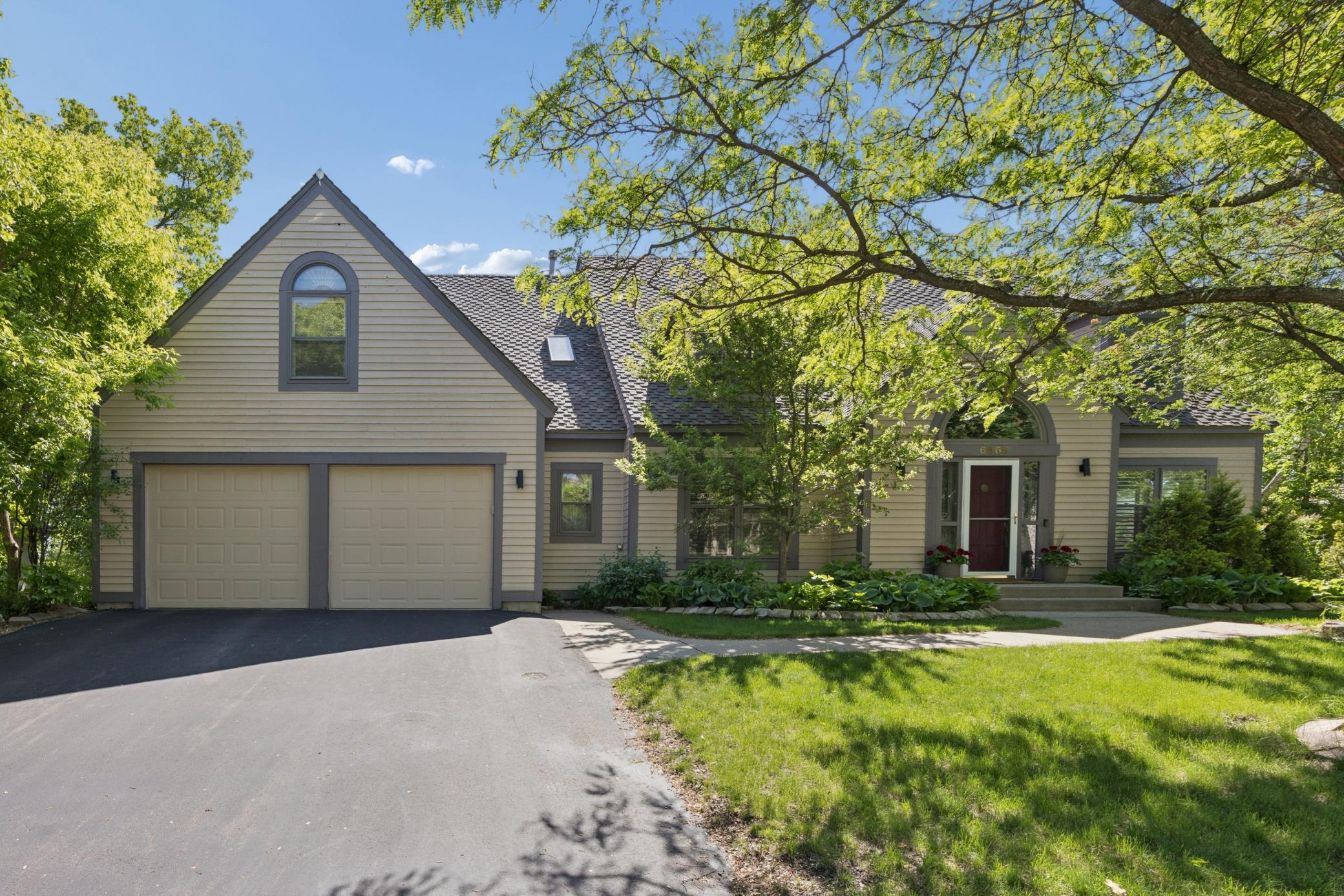 Photo of 6565 Cherokee Trail W, Eden Prairie, MN 55344