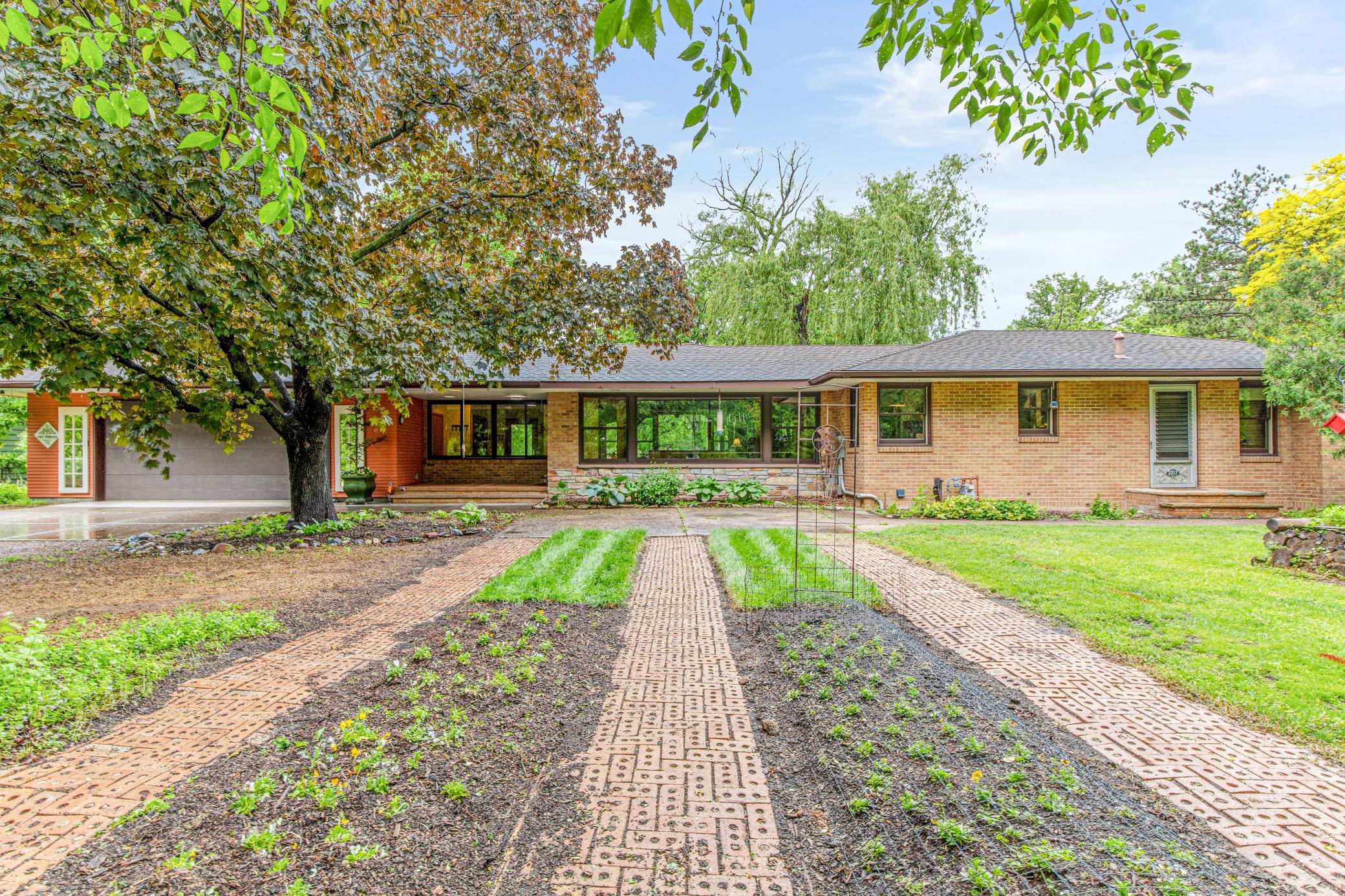 Photo of 2217 Oakview Lane N, Plymouth, MN 55441