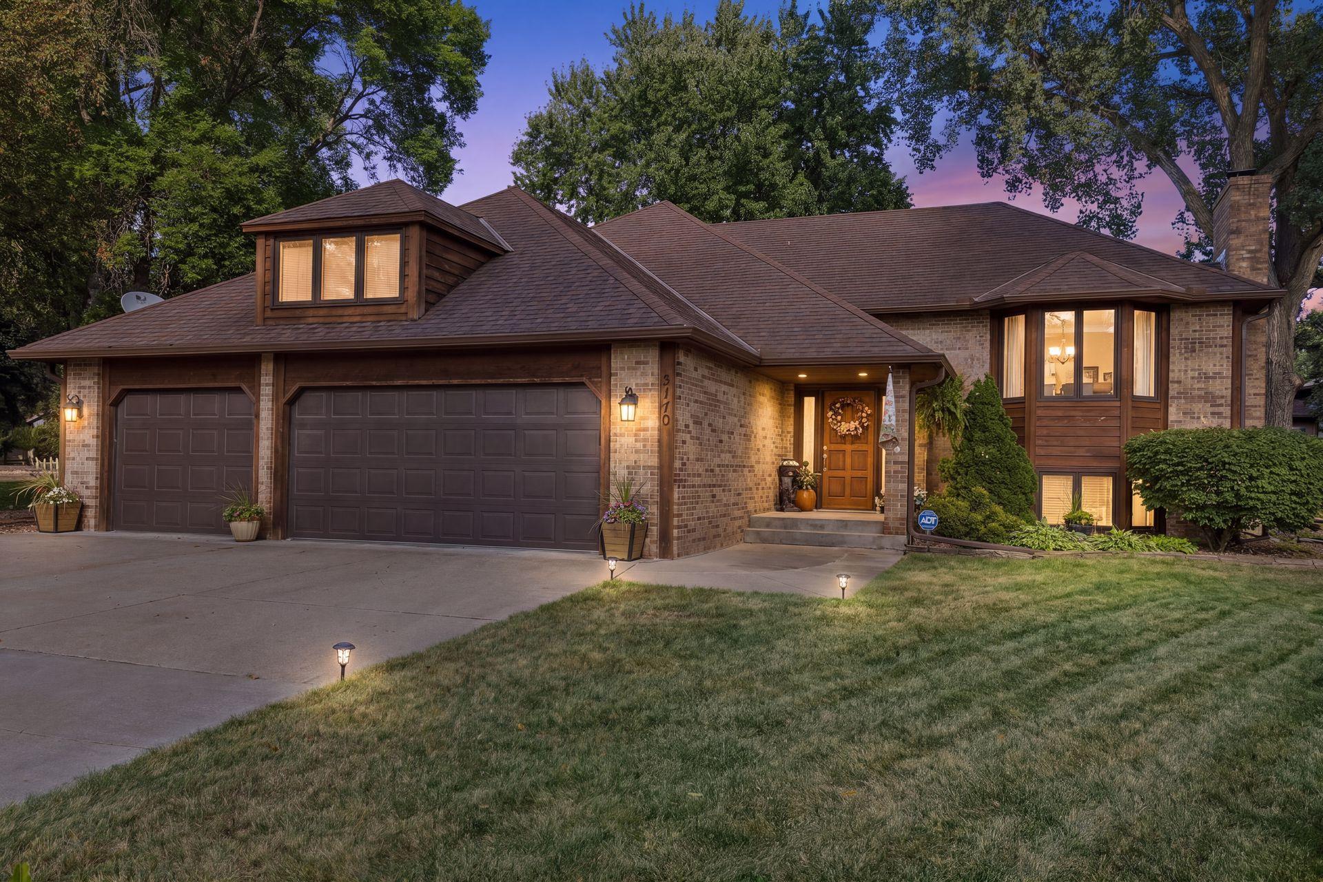 Photo of 5170 Hemlock Lane N, Plymouth, MN 55442