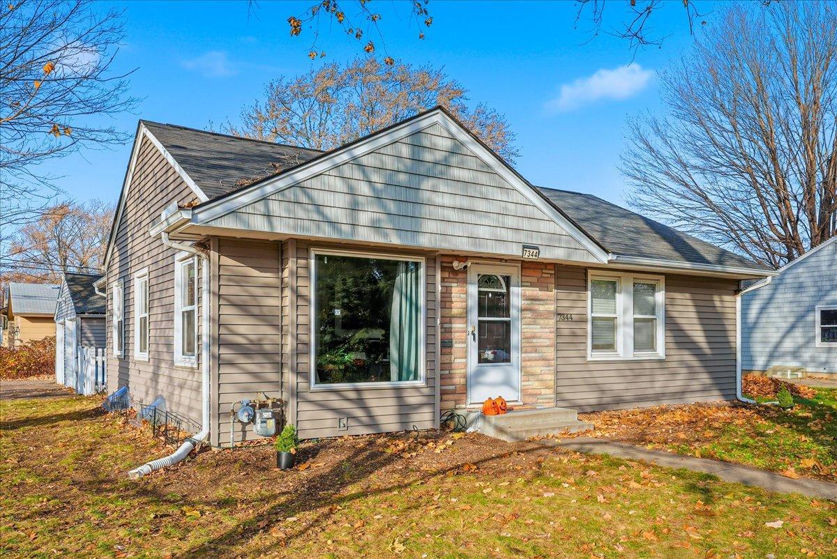 Photo of 7344 Sheridan Avenue S, Richfield, MN 55423