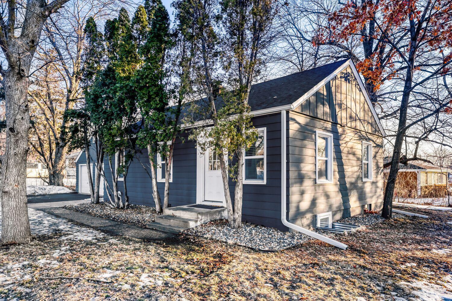 Photo of 1710 Minnesota Lane N, Plymouth, MN 55447