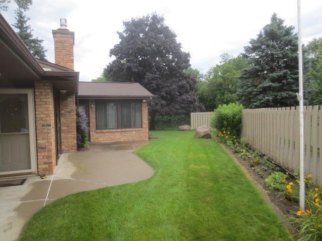 Photo of 1160 Black Oaks Lane N, Plymouth, MN 55447