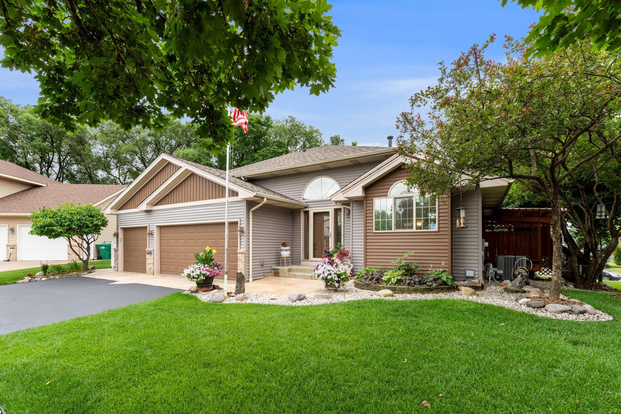 Photo of 6305 91st Trail N, Brooklyn Park, MN 55445