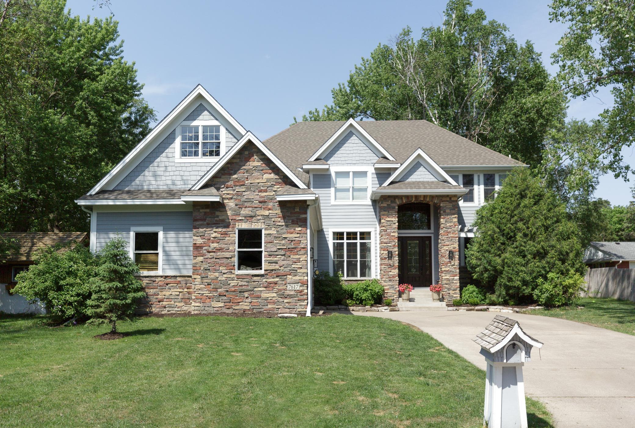 Photo of 7617 Brooklyn Park Drive, Brooklyn Park, MN 55444